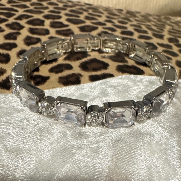 Swarovski Silver Bracelet with Clear Crystals - Picture 3 of 6
